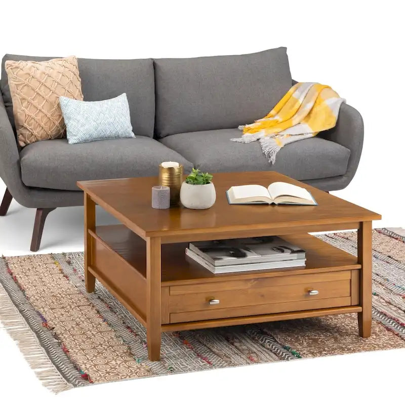 Table basse carrée de style transitionnel en bois massif, 36 pouces de large - 36 x 36 x 18,5