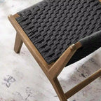 Fauteuil de salon en bois et corde tressée